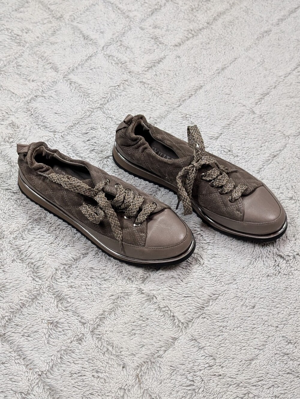 Ron White Sneakers Womens 36 US 6 Beige Taupe Naomi Quilted Leather Suede